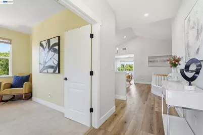 857 Bridgeway Cir, El Sobrante, CA 94803 - Photo 9