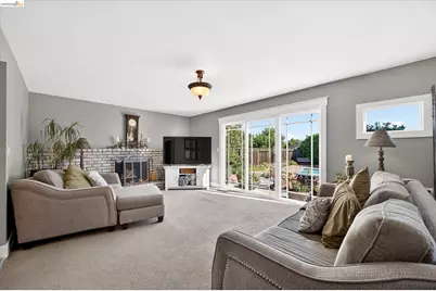2458 Grimsby Dr, Antioch, CA 94509 - Photo 11
