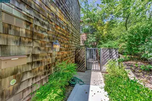 1956 Fair Ridge Ct, Walnut Creek, CA 94597 - Photo 5