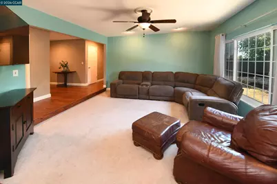 11 Encina Pl, Pittsburg, CA 94565 - Photo 5