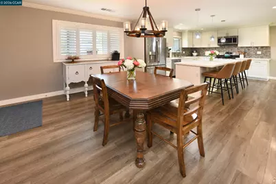 3006 Woodlawn Dr, Walnut Creek, CA 94597 - Photo 13