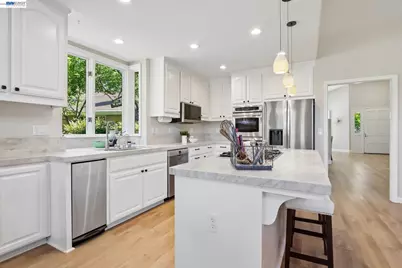 7871 Honors Ct, Pleasanton, CA 94588 - Photo 13