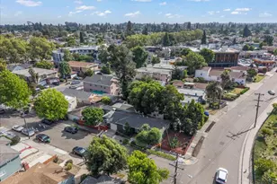 10809 McIntyre St, Oakland, CA 94605 - Photo 43