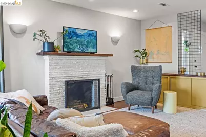 10809 McIntyre St, Oakland, CA 94605 - Photo 21