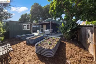 10809 McIntyre St, Oakland, CA 94605 - Photo 39