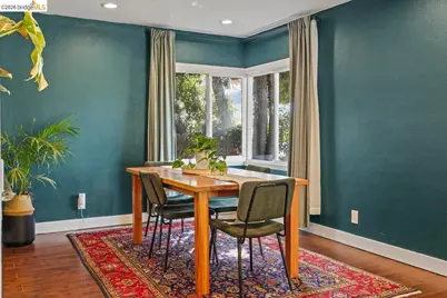 10809 McIntyre St, Oakland, CA 94605 - Photo 17