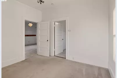 2338 Roosevelt Ave, Berkeley, CA 94703 - Photo 25