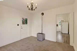 2338 Roosevelt Ave, Berkeley, CA 94703 - Photo 33