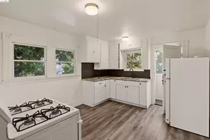 2338 Roosevelt Ave, Berkeley, CA 94703 - Photo 39