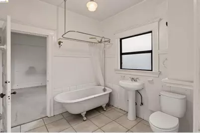 2338 Roosevelt Ave, Berkeley, CA 94703 - Photo 23