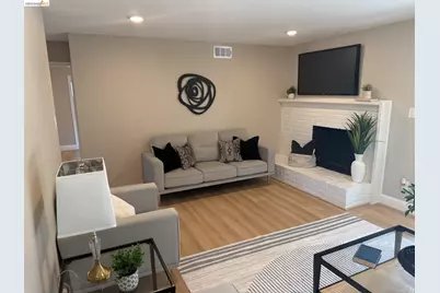 4417 Meadowbrook Dr, El Sobrante, CA 94803 - Photo 3
