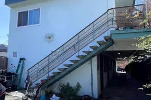 926 36th St, Oakland, CA 94608 - Photo 3