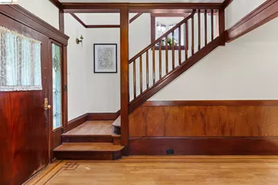 5690 Ocean View Dr, Oakland, CA 94618 - Photo 21