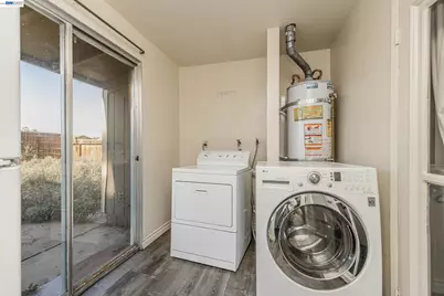 252 Clover Rd, Tracy, CA 95376 - Photo 13