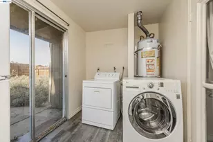 252 Clover Rd, Tracy, CA 95376 - Photo 13