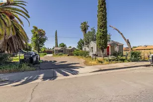 252 Clover Rd, Tracy, CA 95376 - Photo 3