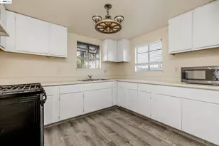 252 Clover Rd, Tracy, CA 95376 - Photo 11