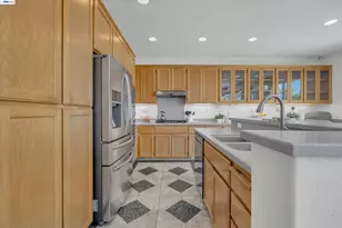 281 Country Club Dr, Brentwood, CA 94513 - Photo 17