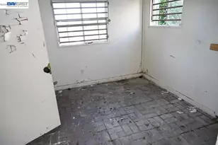 8809 Seneca St, Oakland, CA 94605 - Photo 29