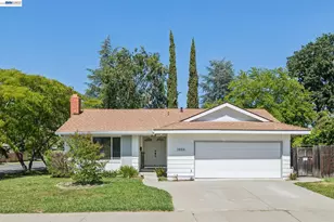 2884 Lyon Cir, Concord, CA 94518 - Photo 1