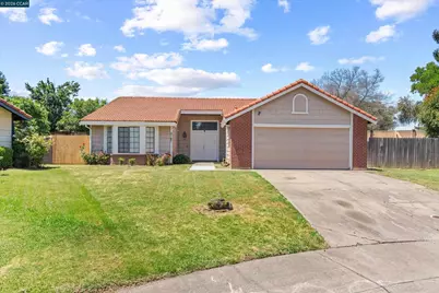3167 Osuna Way, Sacramento, CA 95833 - Photo 1