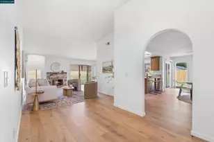 3167 Osuna Way, Sacramento, CA 95833 - Photo 5