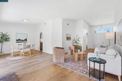 3167 Osuna Way, Sacramento, CA 95833 - Photo 7