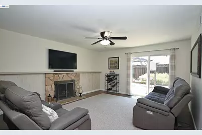 637 Dover Way, Livermore, CA 94551 - Photo 7