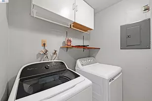 3277 Monika Ln, Hayward, CA 94541 - Photo 23
