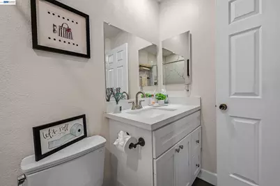 3277 Monika Ln, Hayward, CA 94541 - Photo 43