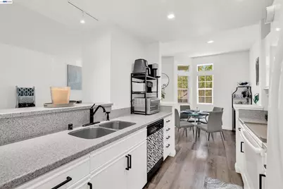 8170 Mountain View Dr #C, Pleasanton, CA 94588 - Photo 13