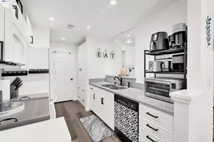 8170 Mountain View Dr, Pleasanton, CA 94588 - Photo 11
