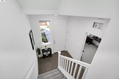 29268 Hub Ln, Hayward, CA 94544 - Photo 15
