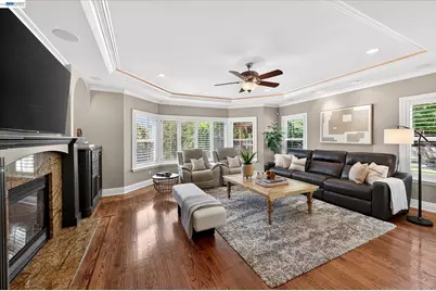 2337 Grosvenor Heights Ct, Livermore, CA 94550 - Photo 11