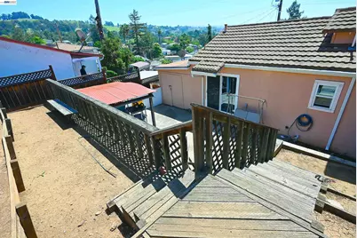 2082 Placer Drive, Castro Valley, CA 94578 - Photo 33