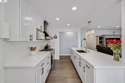 30532 Carroll Ave, Hayward, CA 94544 - Photo 7