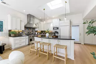 1023 Huntingdon Dr, San Jose, CA 95129 - Photo 11