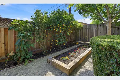 1023 Huntingdon Drive, San Jose, CA 95129 - Photo 51