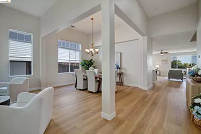 547 Lakeview Dr, Brentwood, CA 94513 - Photo 9