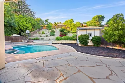 14 Terranova Dr, Antioch, CA 94509 - Photo 37