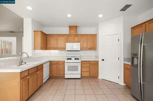 648 Rockspray Cir, Pittsburg, CA 94565 - Photo 15