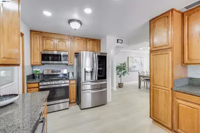 36122 Magellan Dr, Fremont, CA 94536 - Photo 11