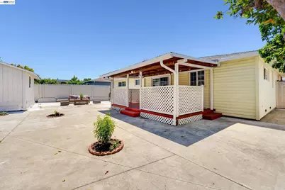 36122 Magellan Dr, Fremont, CA 94536 - Photo 23