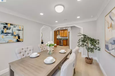 36122 Magellan Dr, Fremont, CA 94536 - Photo 9