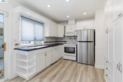 3194 Pawnee Way, Pleasanton, CA 94588 - Photo 17