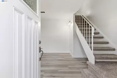 3194 Pawnee Way, Pleasanton, CA 94588 - Photo 5