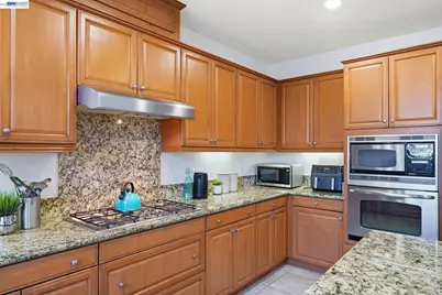 4958 Trescott Ct, Dublin, CA 94568 - Photo 9