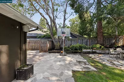 699 Terry Ln, Danville, CA 94526 - Photo 59