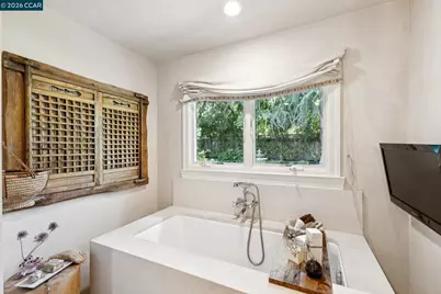 699 Terry Ln, Danville, CA 94526 - Photo 37