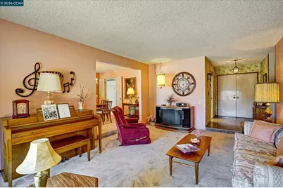 2585 Macarthur Dr, Tracy, CA 95376 - Photo 15